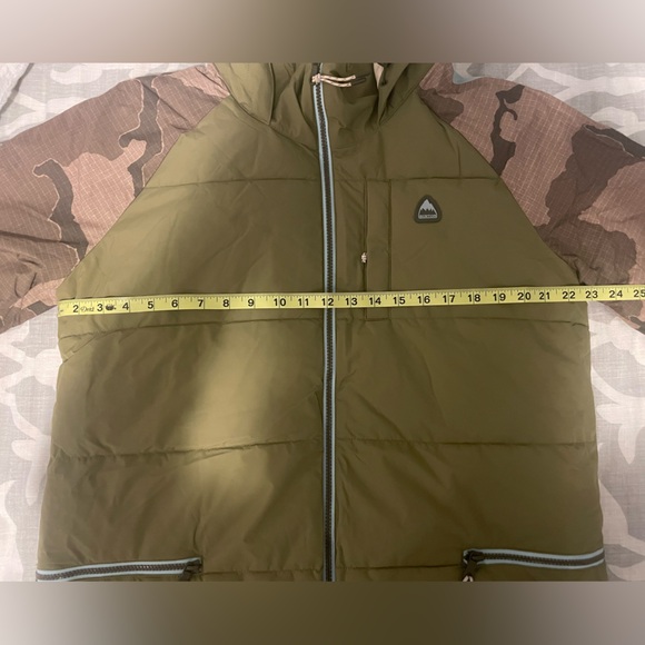 Women’s Burton Keelan Jacket - Picture 7 of 8